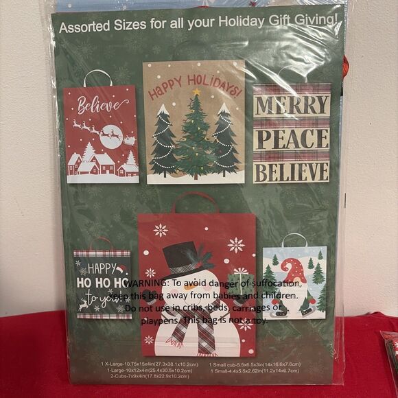 Christmas Gift Bags Boxes Lot Bulk 10-Multiple Sizes Bags 8-Gift Boxes Gift Tags - Picture 7 of 8